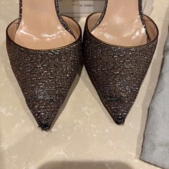 Vintage Manolo Blahnik - Picture 5 of 11